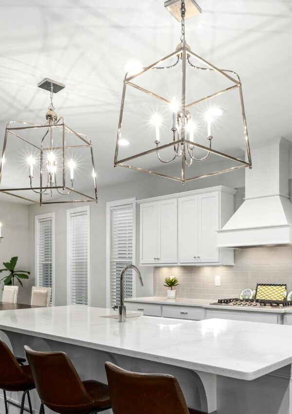 5 Stunning Pendant Lights for Kitchen Island (That wont break the bank)