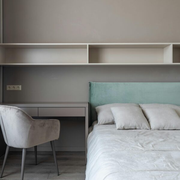 5 Genius Guest Room and Office Combo Ideas to Maximize Small Spaces