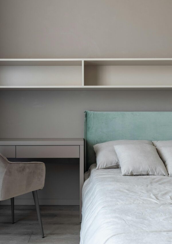 5 Genius Guest Room and Office Combo Ideas to Maximize Small Spaces